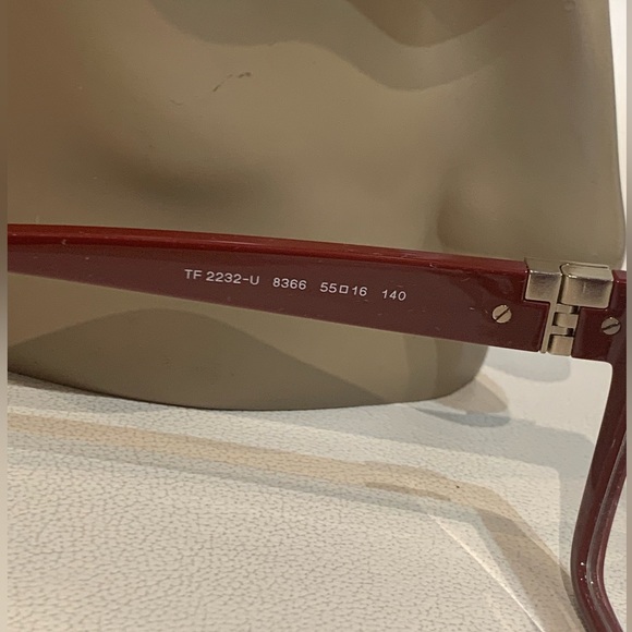 New Women’s Tiffany&Co Eyeglasses - Picture 8 of 14